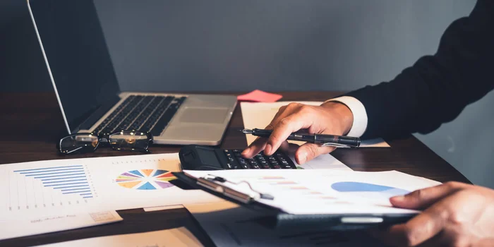 CHOOSING A CAREER IN ACCOUNTING Can Lead to a Stable and Rewarding Future_